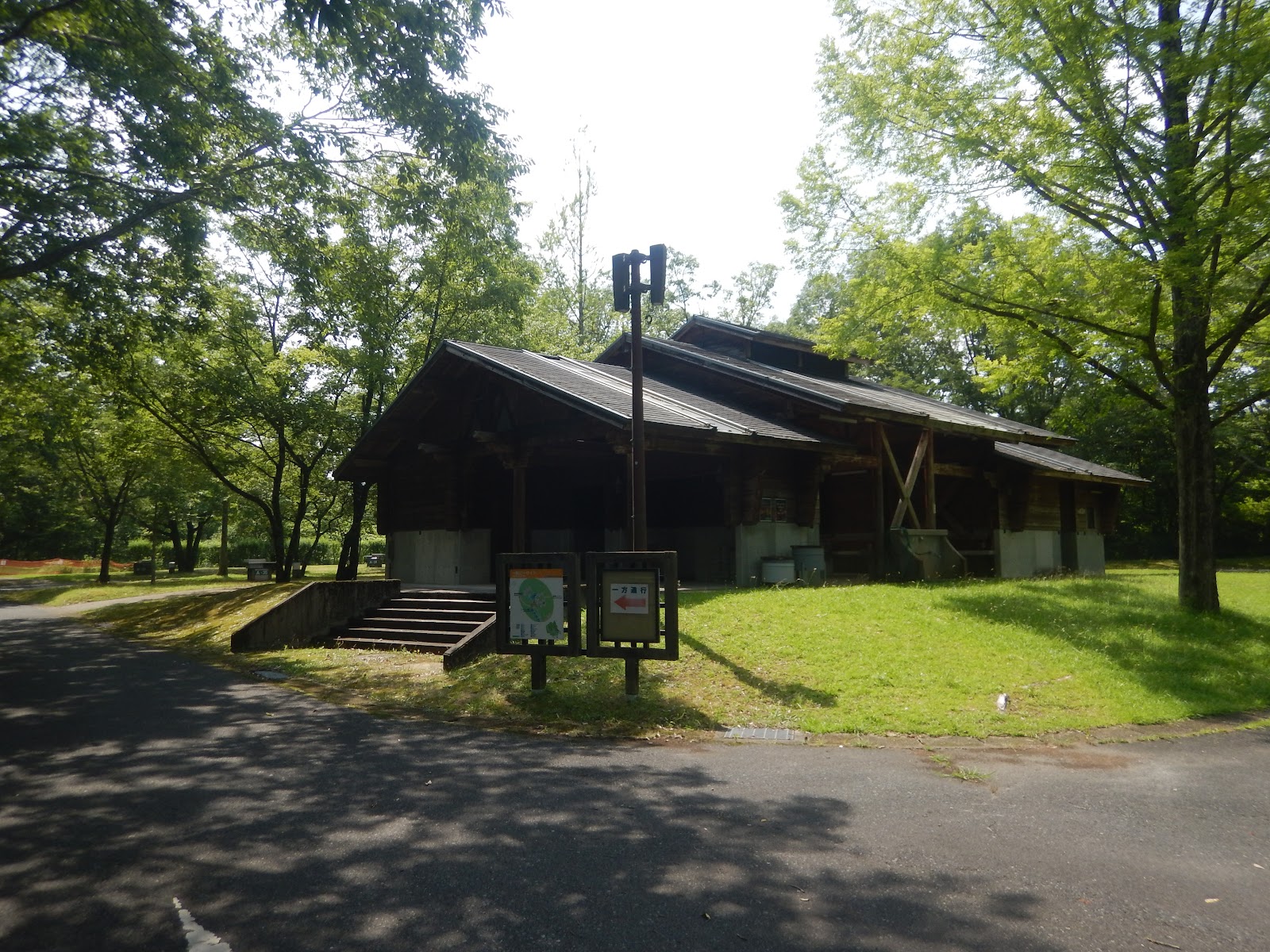 炊事棟・トイレ(4)