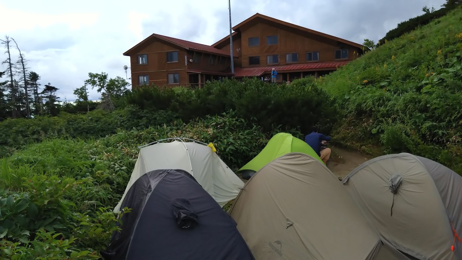 Nishiho Sansou Lều Ba