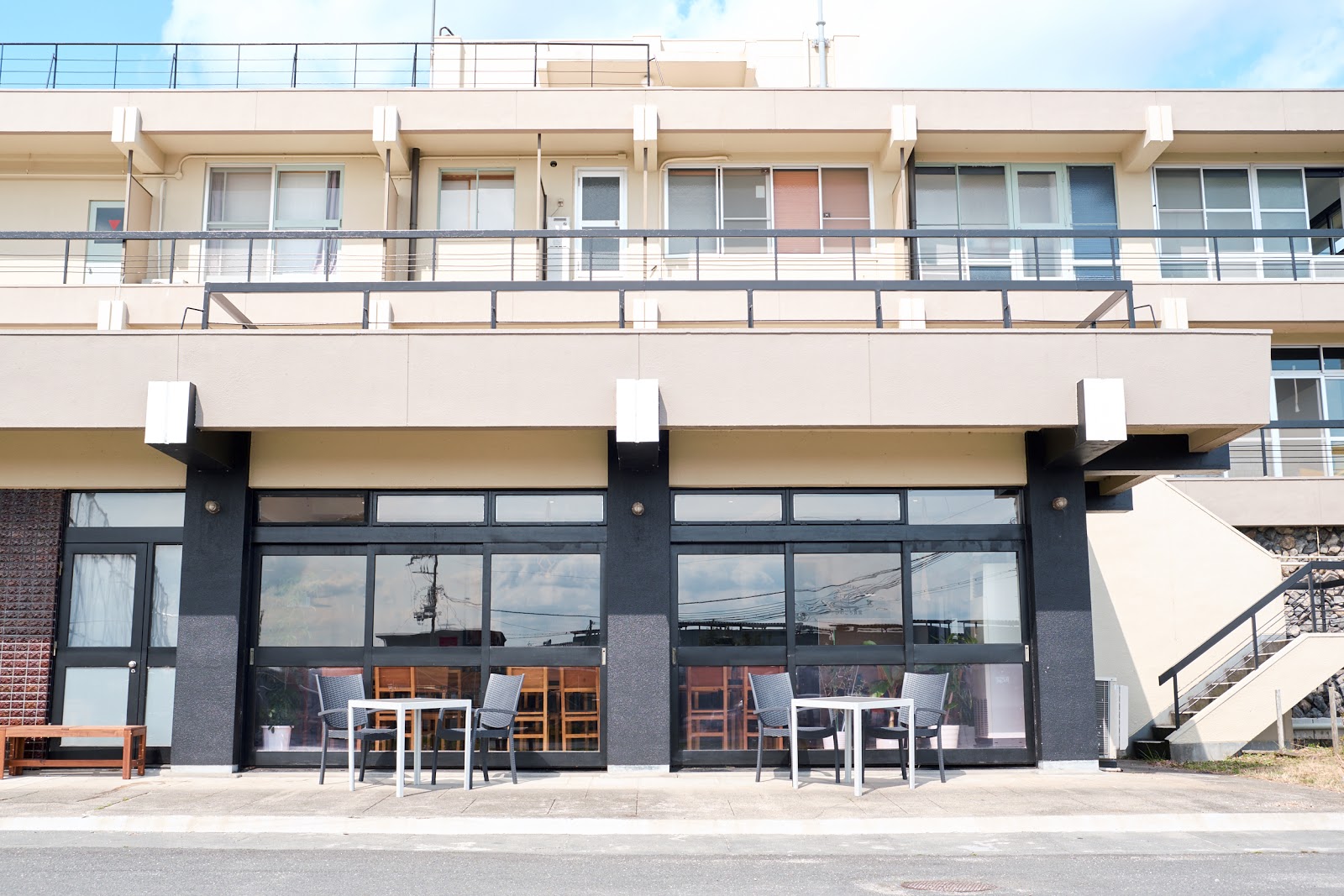 Jieihoppaazu Biwako Gesutohausu