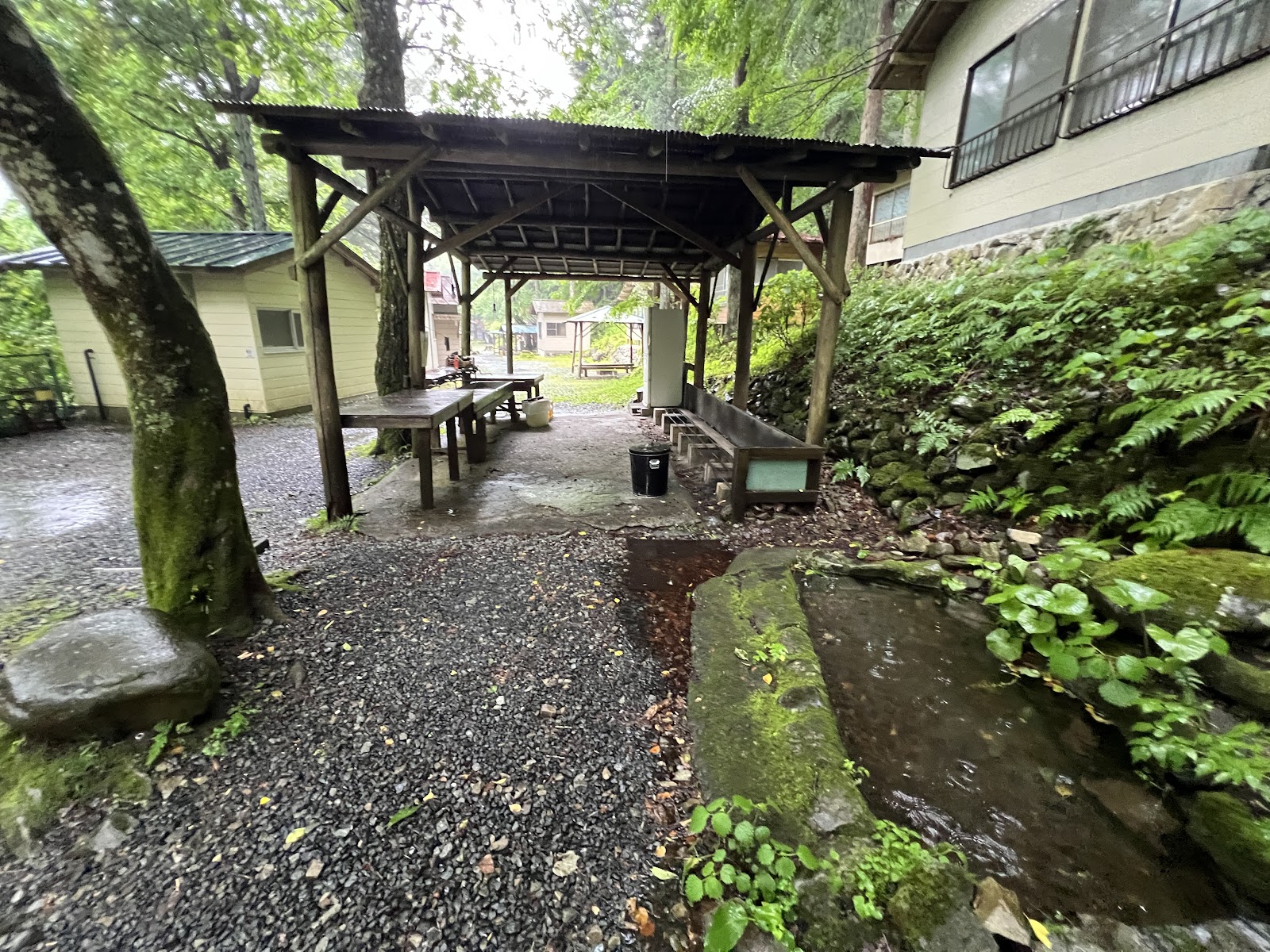 FARMER’S WOOD CABIN OKUAKI CAMP