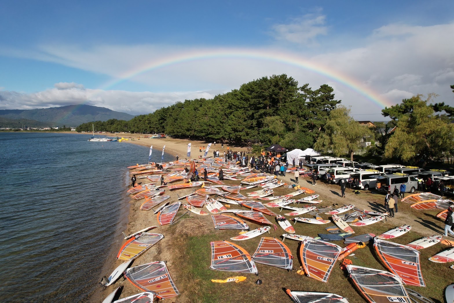 Khu cắm trại xe hơi Biwakomarinsupootsu