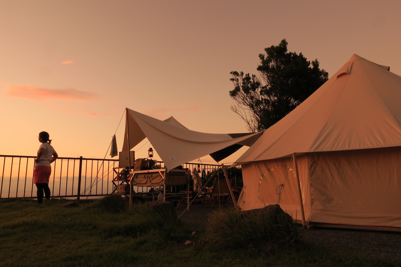 雲見夕陽と潮騒の岬オートキャンプ場