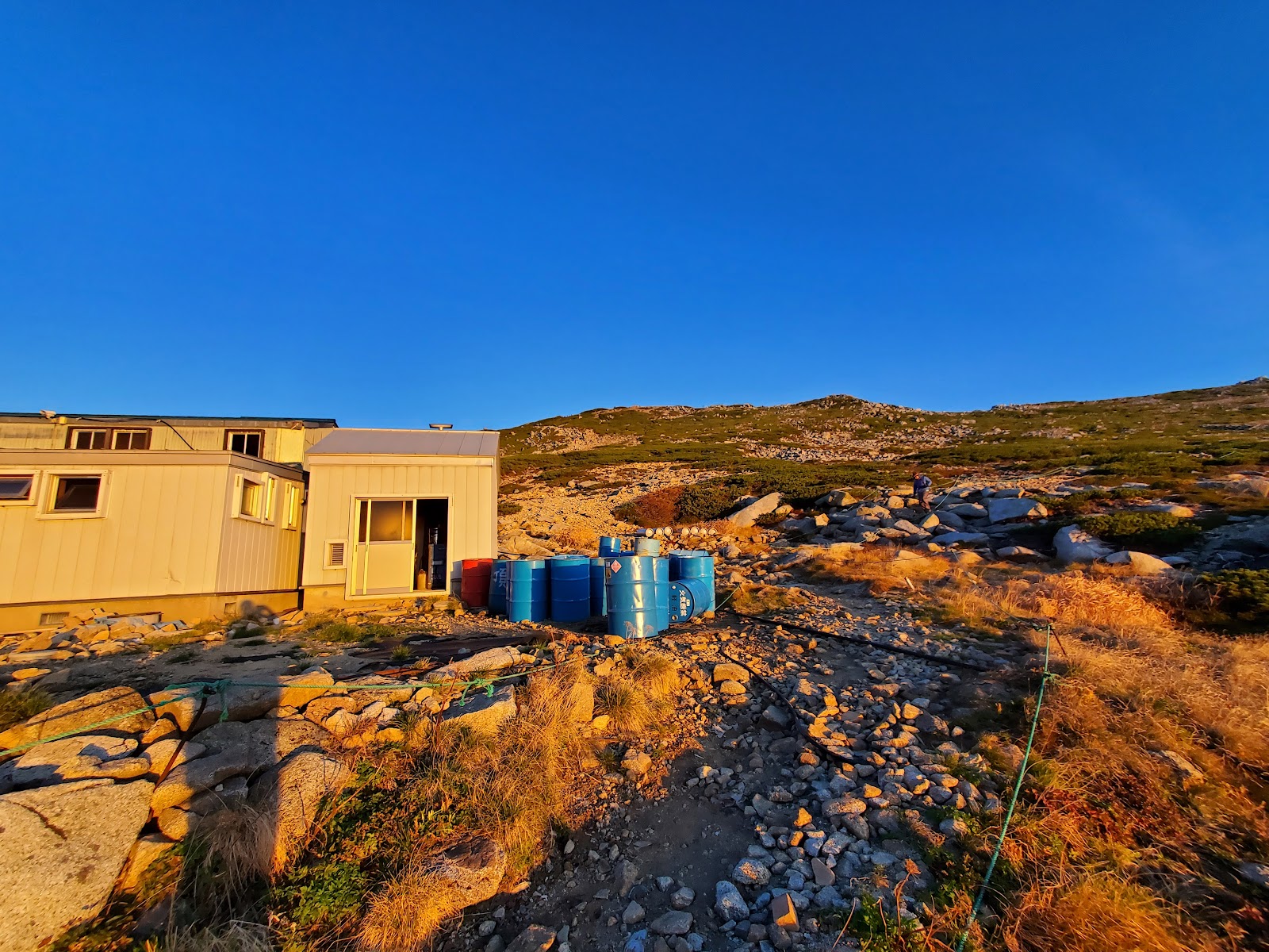 Choujou Sansou Lều Ba