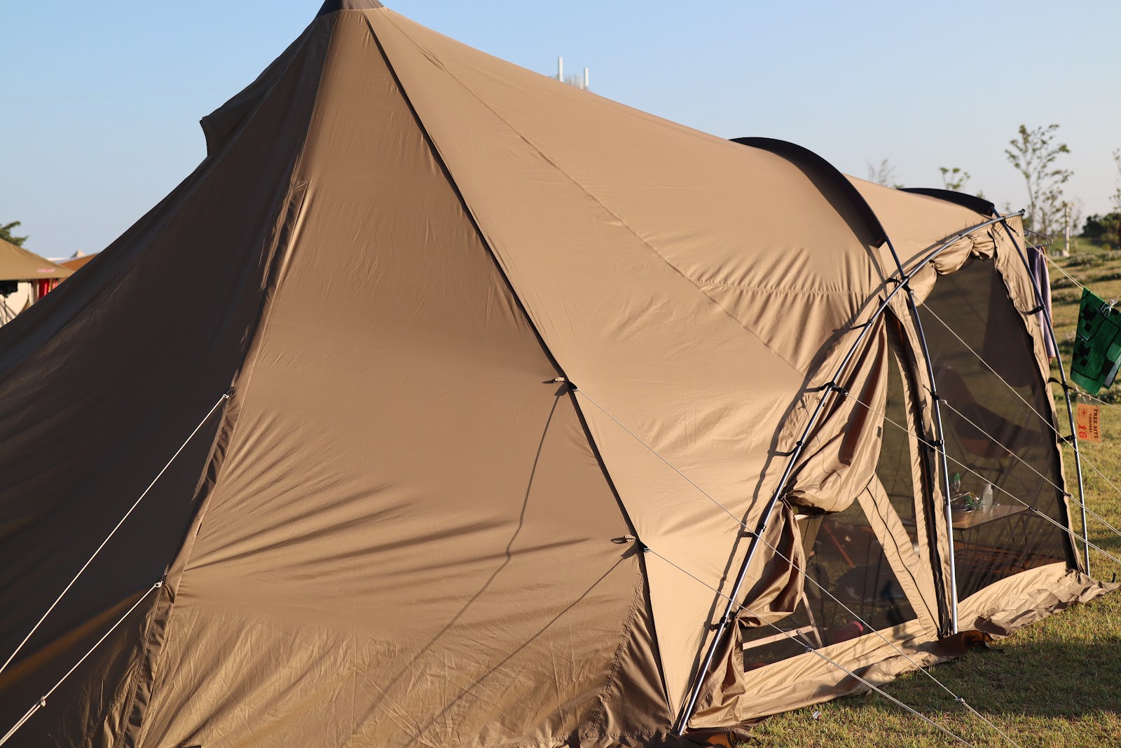 Cắm trại Furii Khu vực