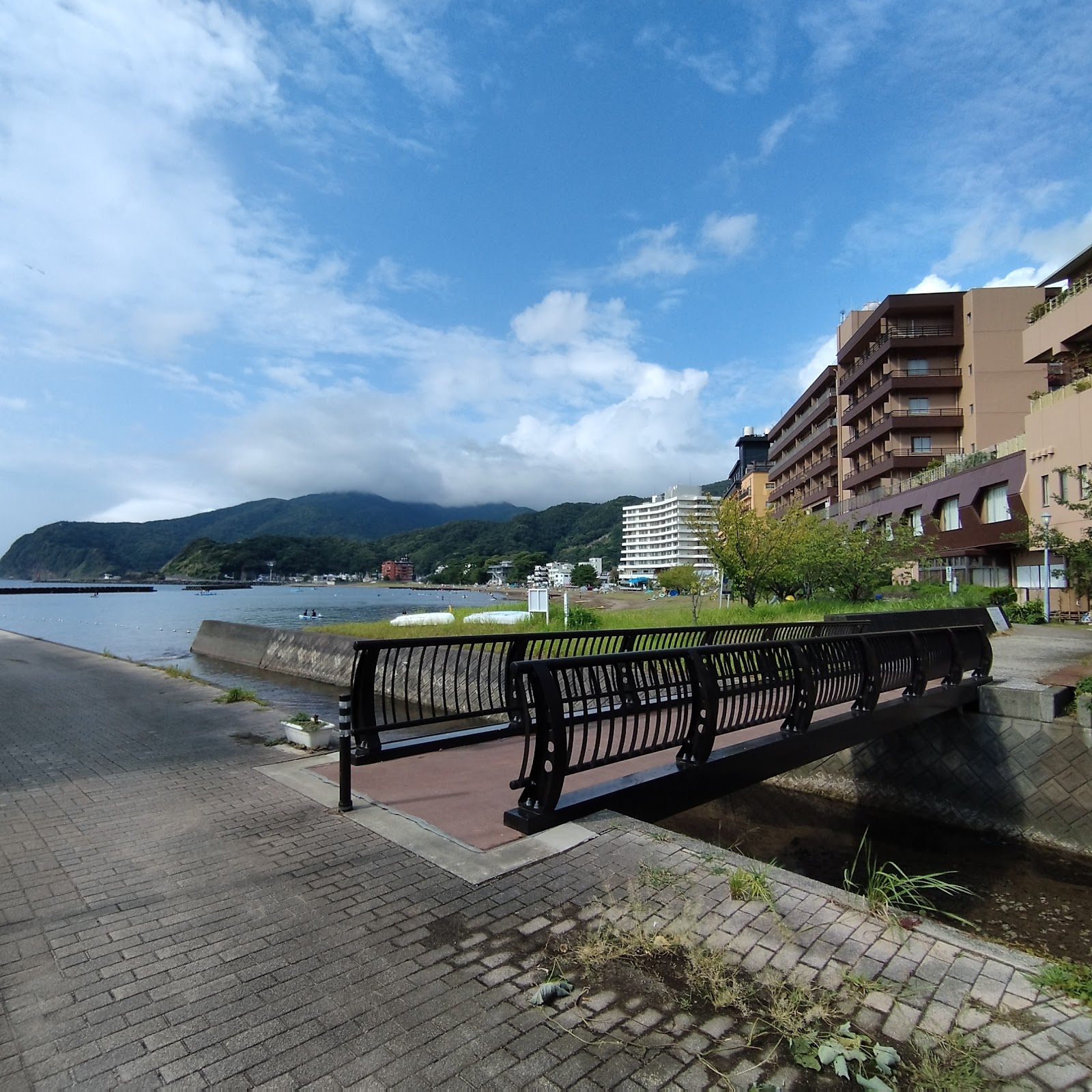 Khu cắm trại Saza Nami