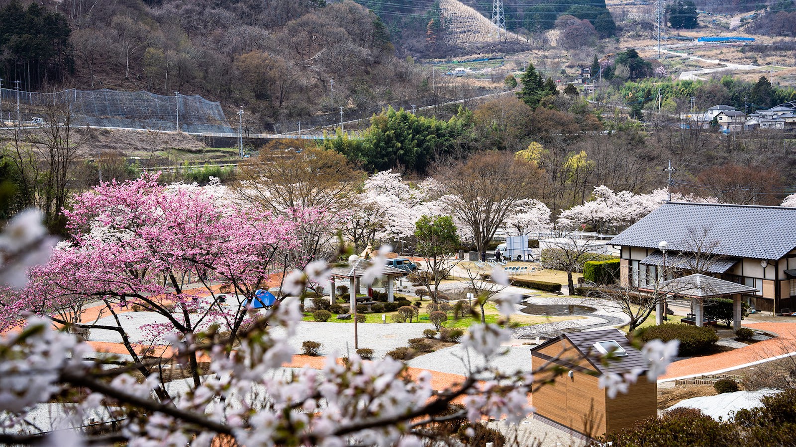 Khu cắm trại xe hơi Misaka Michi Sakura Công viên