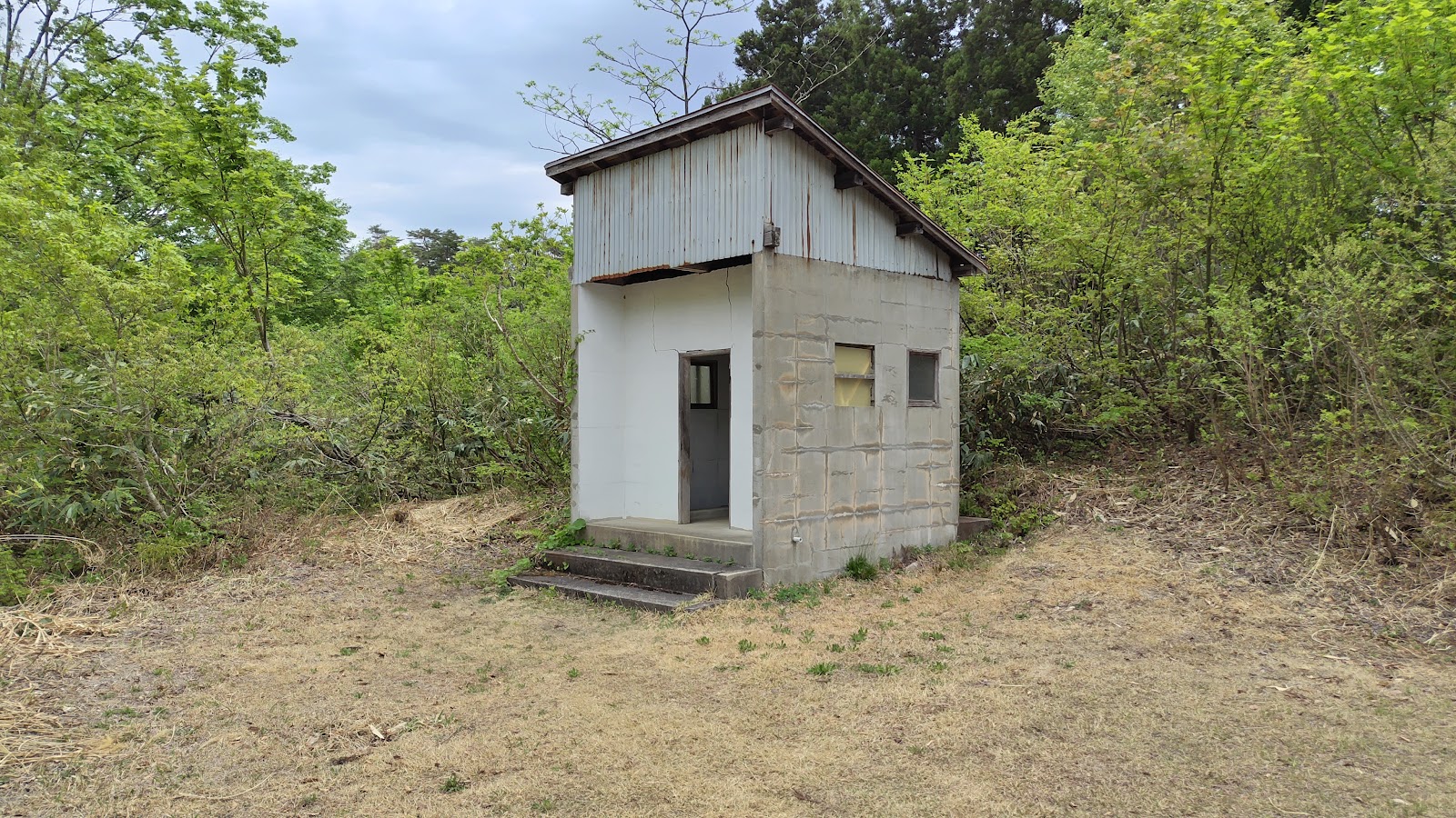 Shin'etsu Toreiru Katsura Ike Tent Site