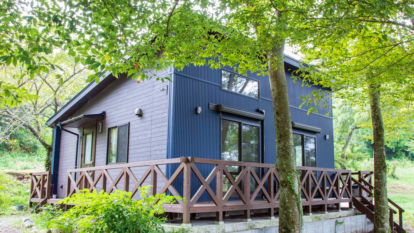 一棟貸切りと焚き火とバーベキューのできる宿「KURIHAI」