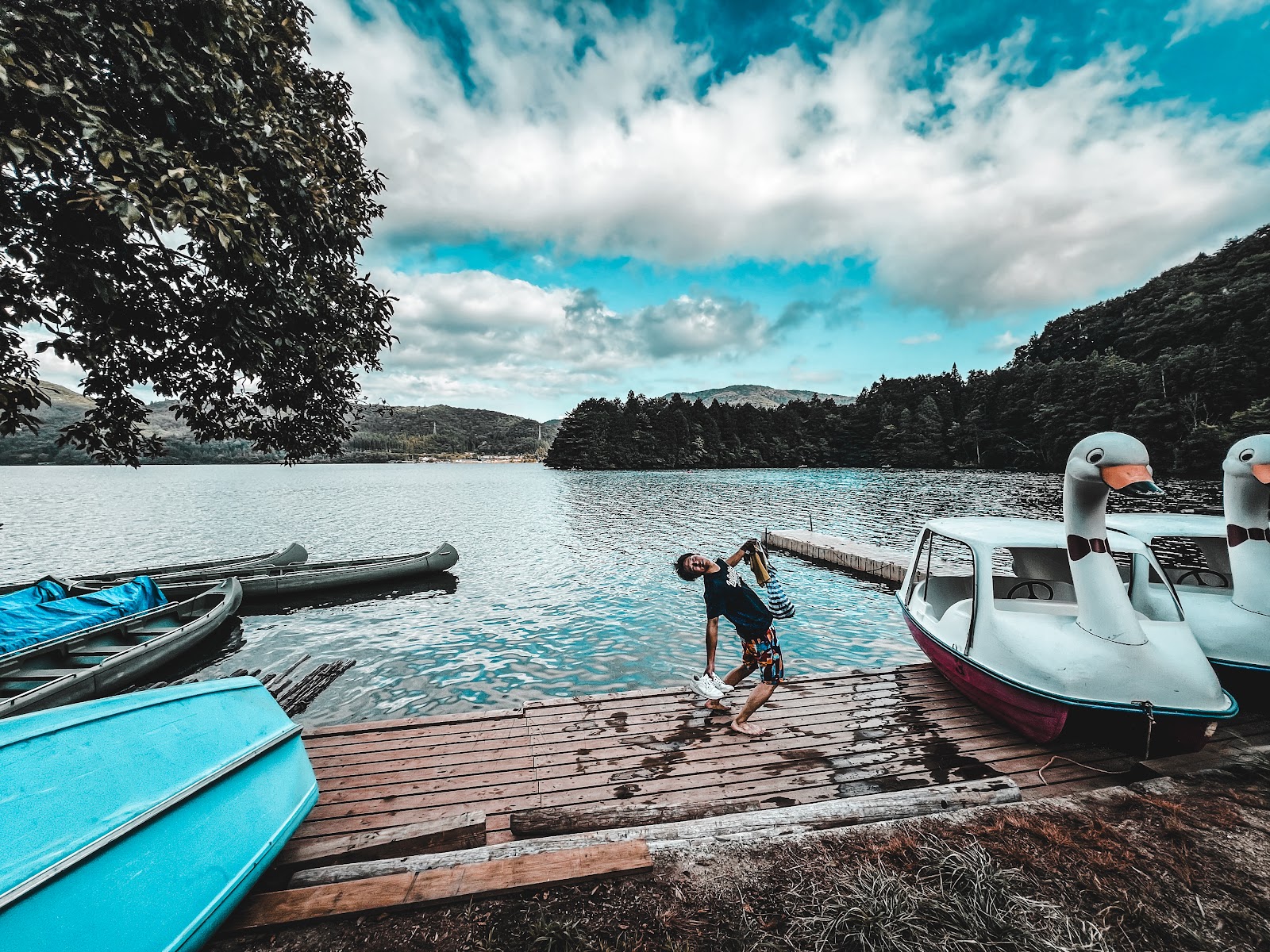 Aoki Mizuumi Campground ＆Adobenchaakurabu