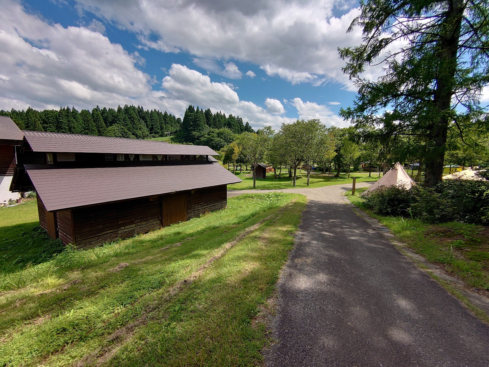 Khu cắm trại Haguro Yama