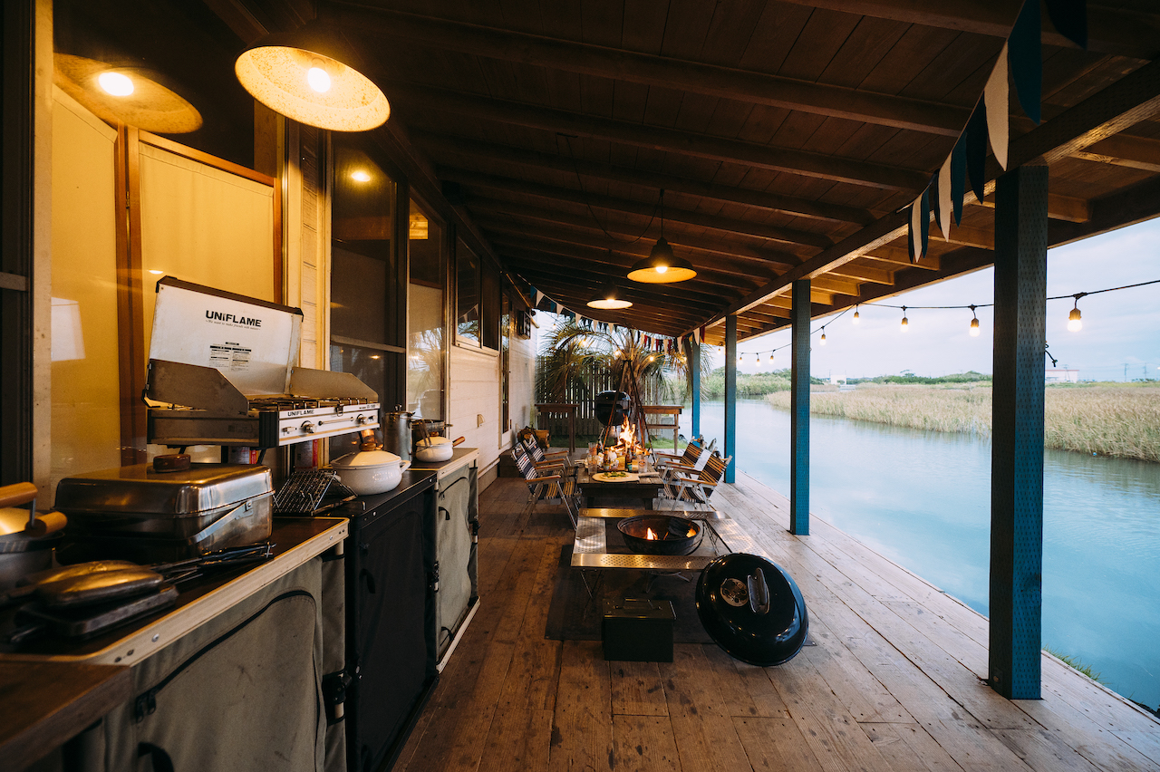 River Side Village Loa