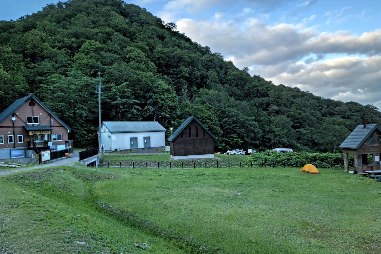 Uryuu Numa Shitsugen Geeto Park Campground