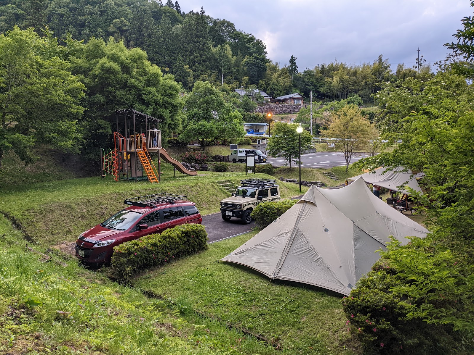 CAMP & CHEERS KANESHIGE Café ＆ Taproom