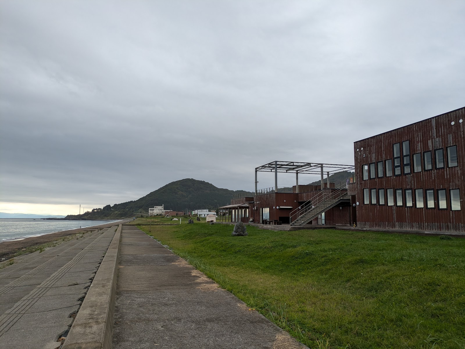 Khu cắm trại Esan Kaihin Công viên