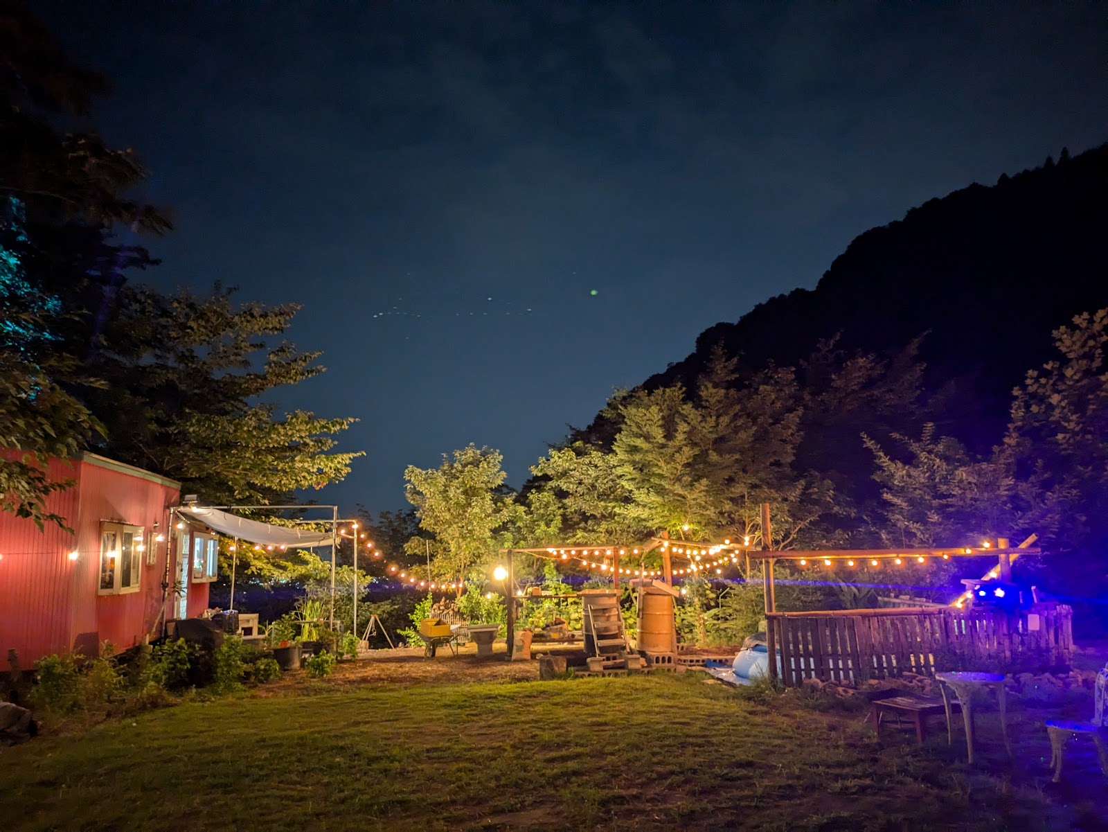 ハニーガーデンキャンプ場/1日1組制/BBQ/福岡県 糸島市