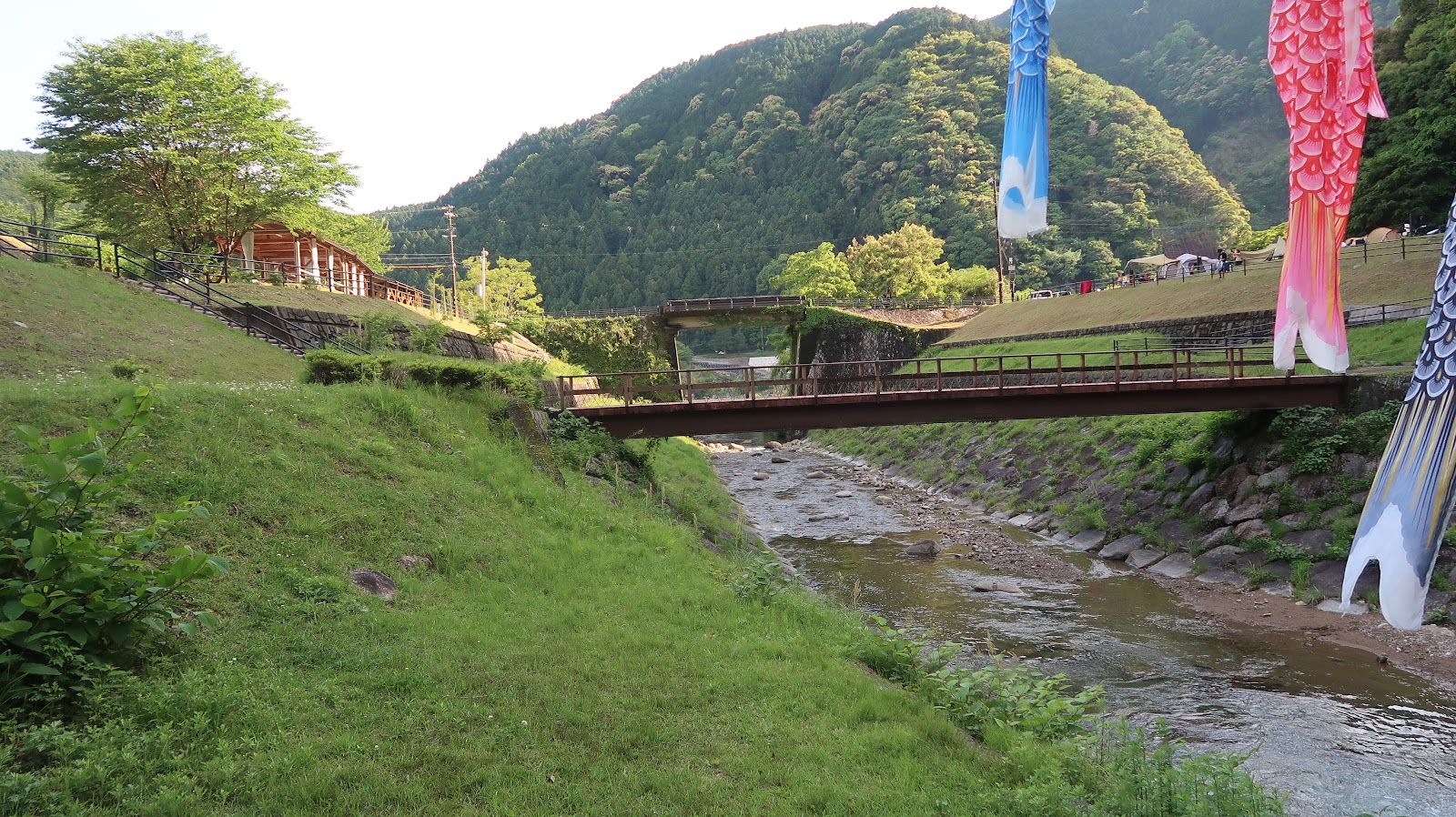 Khu cắm trại Hisetsu No Taki