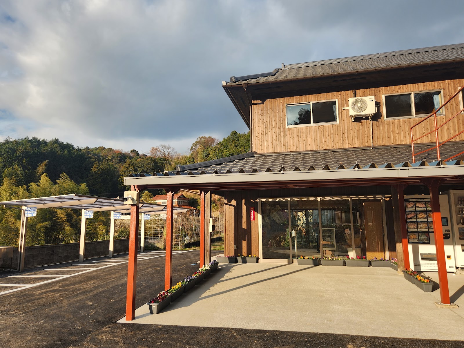 Raidaazuhausu Kusu Forest Gesutohausu ・ Kusu Forest Campground