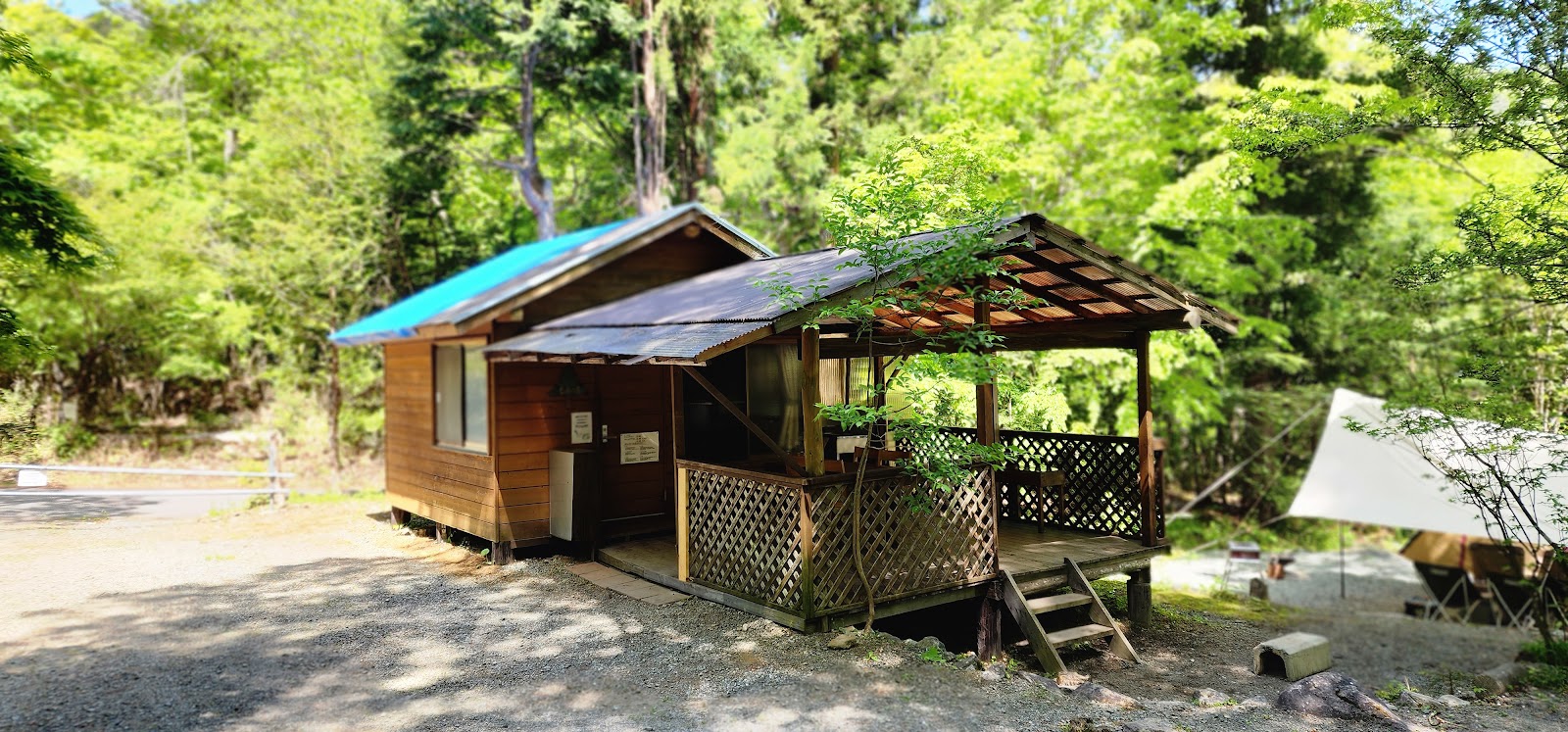 Khu cắm trại Trung tâm Làng