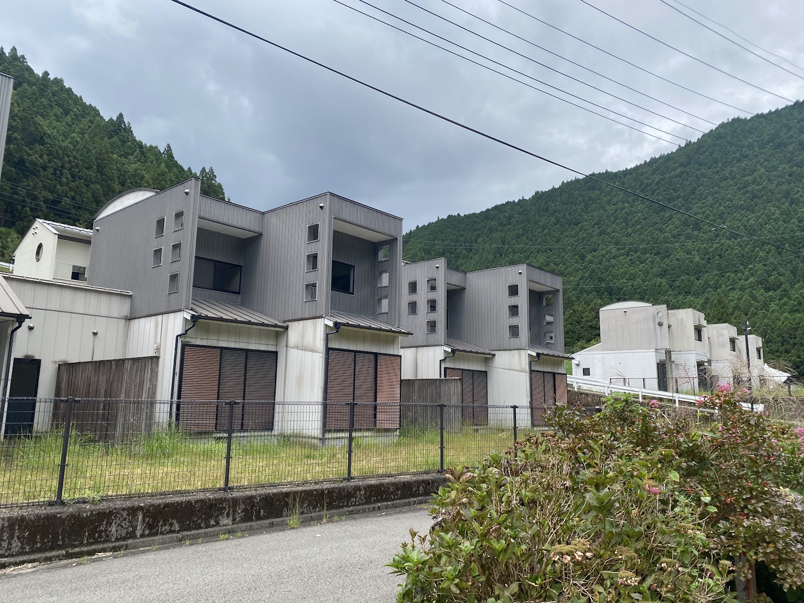 Khu cắm trại xe hơi Kita Tera Orange