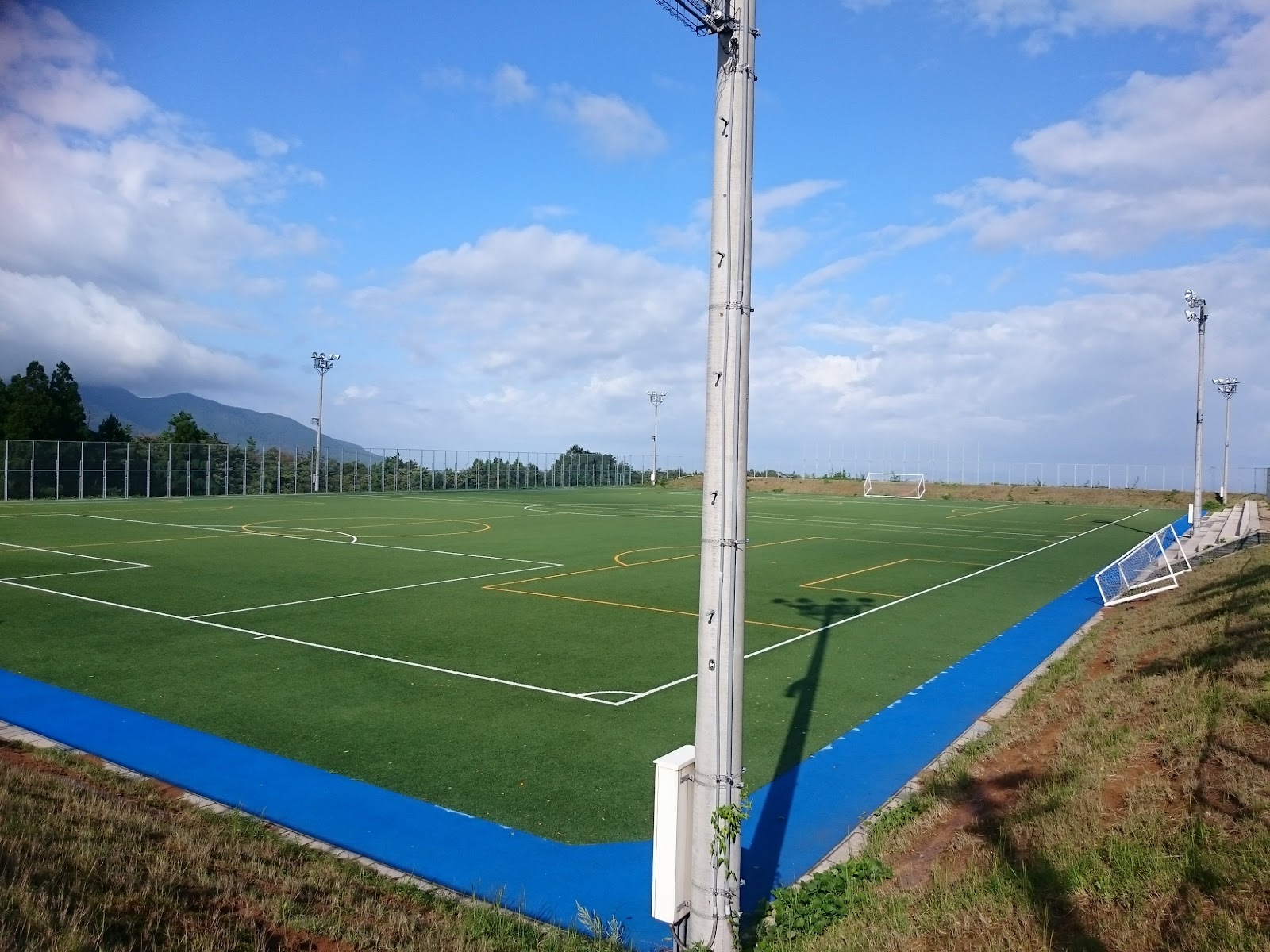 夕陽の丘神田 山香荘