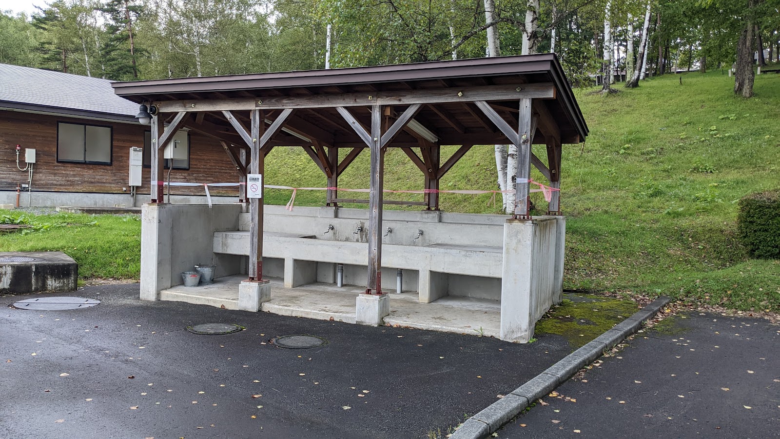 Iwa Hora Mizuumi Kazokuryokou Mura