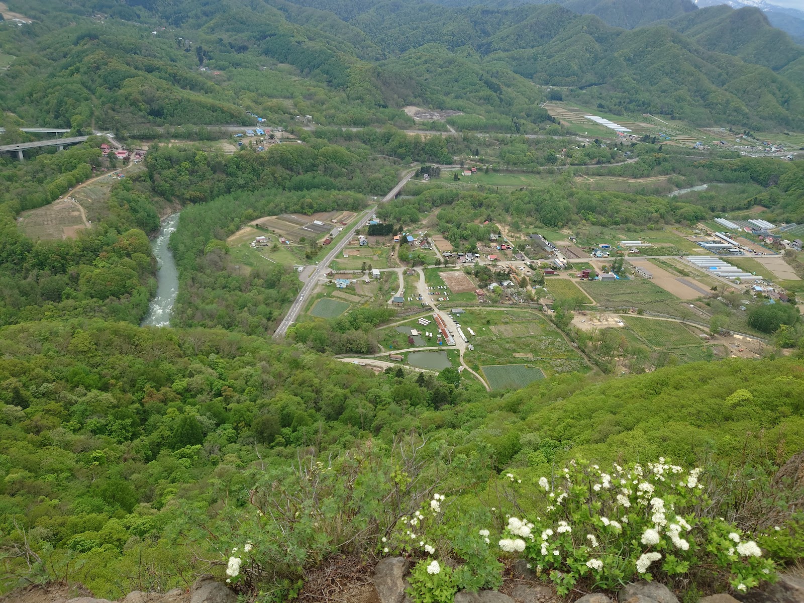 Khu cắm trại Yatsurugi Yama Wainarii Taki Hi