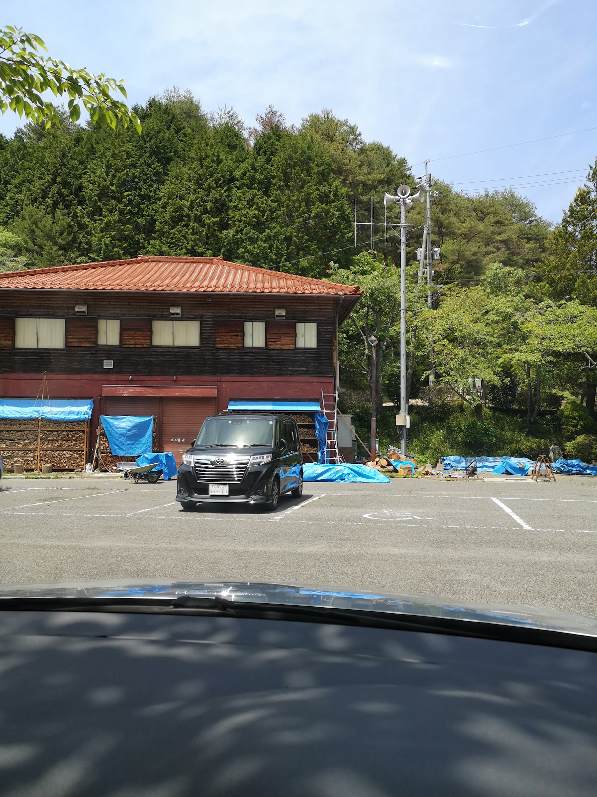 Gokuraku Terayama Campground Kanrijimusho