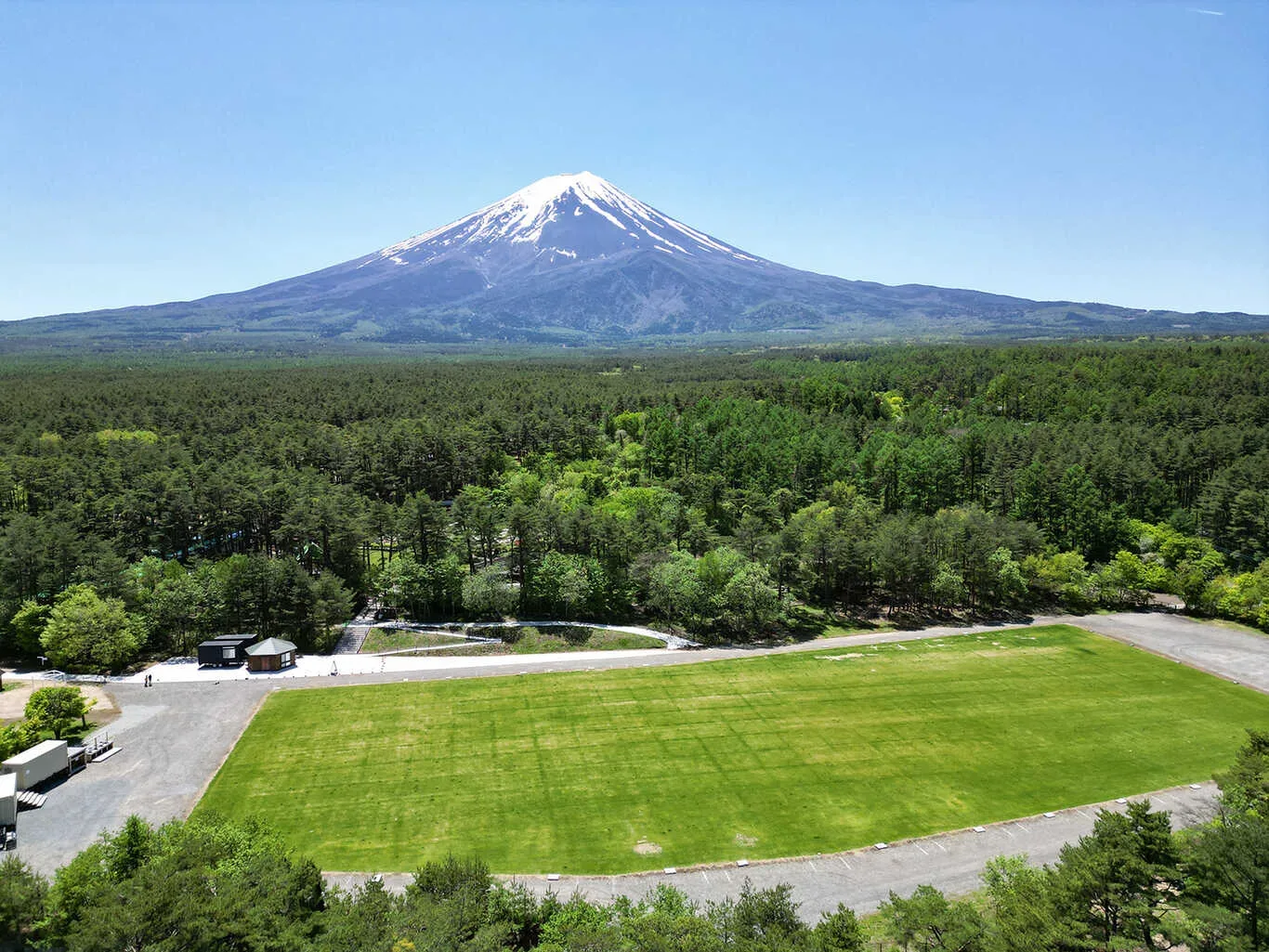 Subaru Rando CAMP FIELD