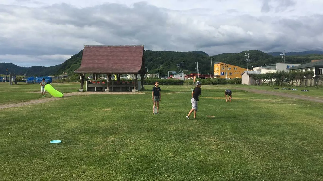 Asobiichi Ishikari Tent Setsuei Eria Kita