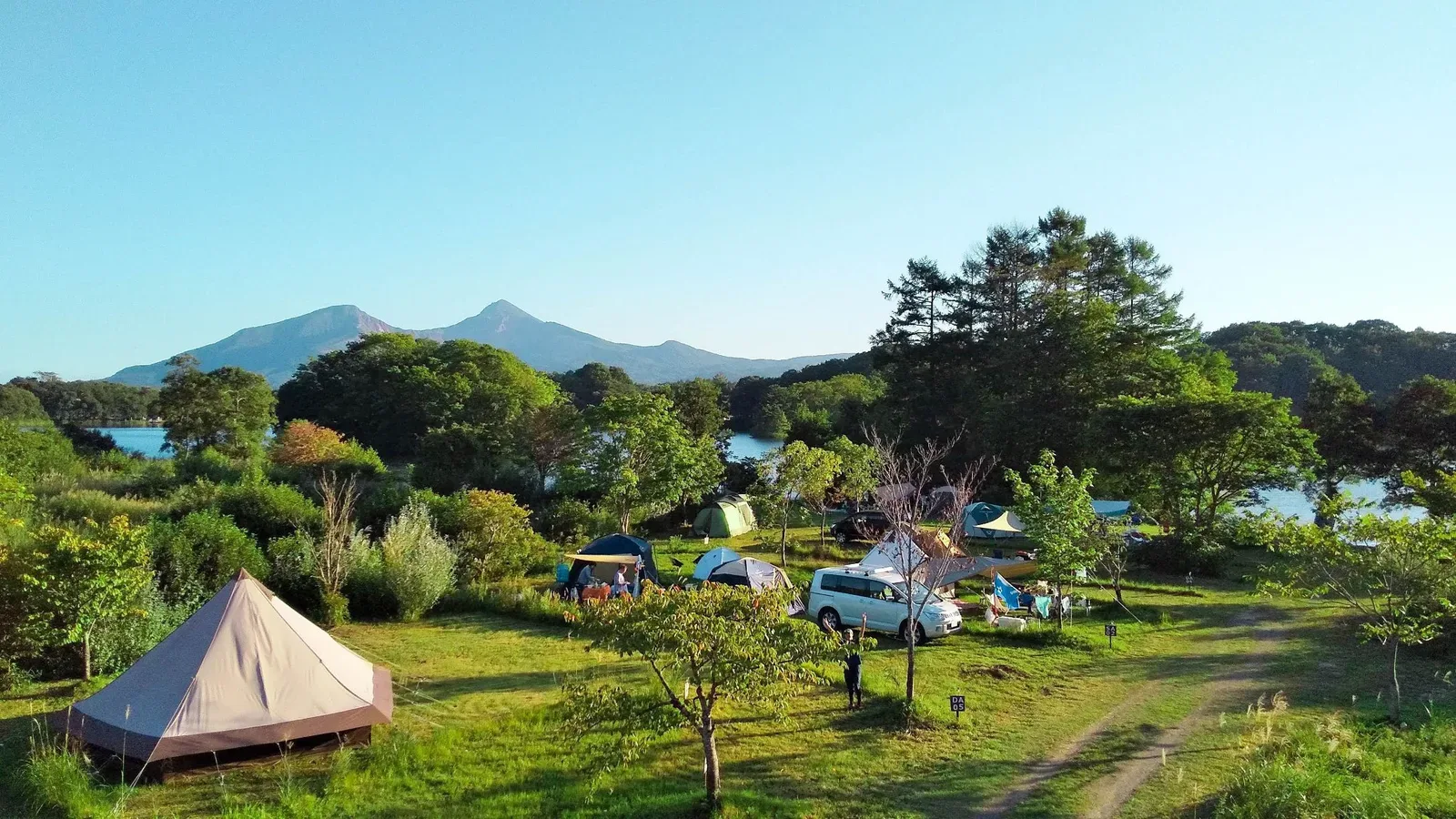 Hare Kyan Kyuu ・ Mokumoku Nature Juku Camping Center