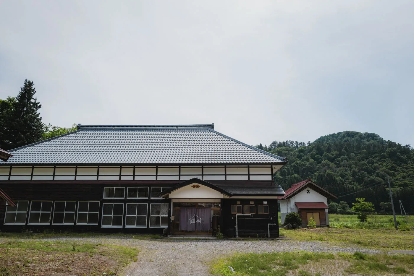 Shiea Base Shouwa Mura/Fukushima Ken Oku Aizu No Hitomune Kashi Ko Minka& Outdoor Fiirudo
