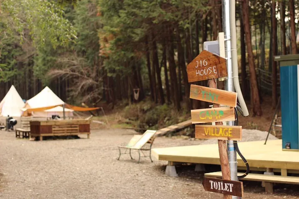 TINY CAMP VILLAGE